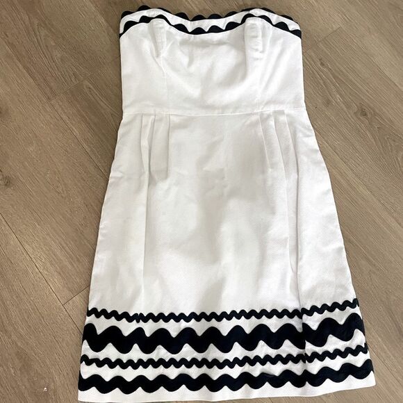 Vineyard Vines Strapless Dress - Picture 1 of 2